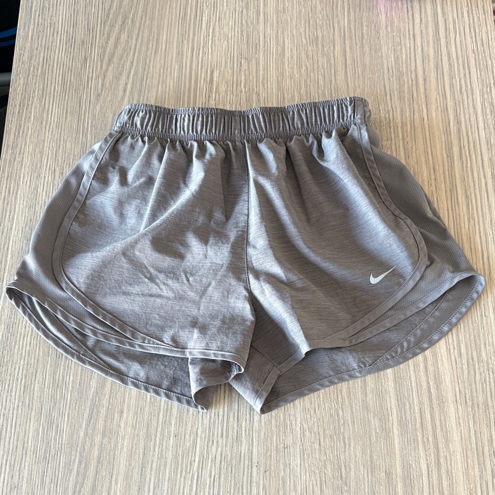 Nike Dri-FIT Gray Athletic Running Shorts Women’s Small